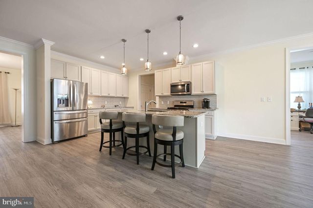 38 LEANDER DR, Dover, DE 19904