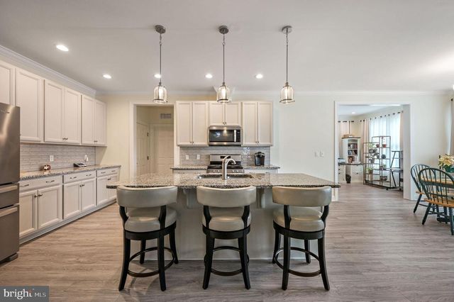 38 LEANDER DR, Dover, DE 19904