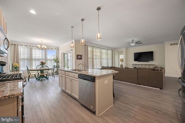 38 LEANDER DR, Dover, DE 19904