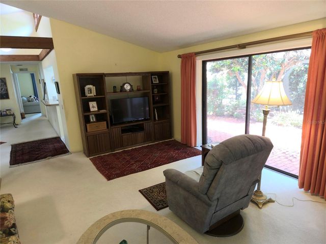 6402 MEADOWLARK LN, Bradenton, FL 34210