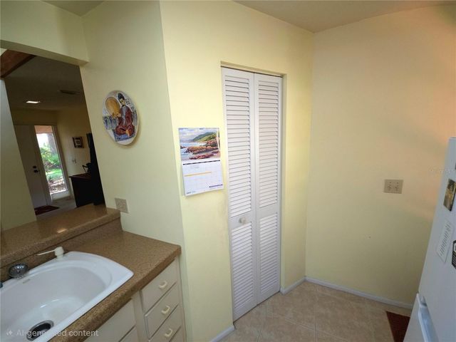 6402 MEADOWLARK LN, Bradenton, FL 34210