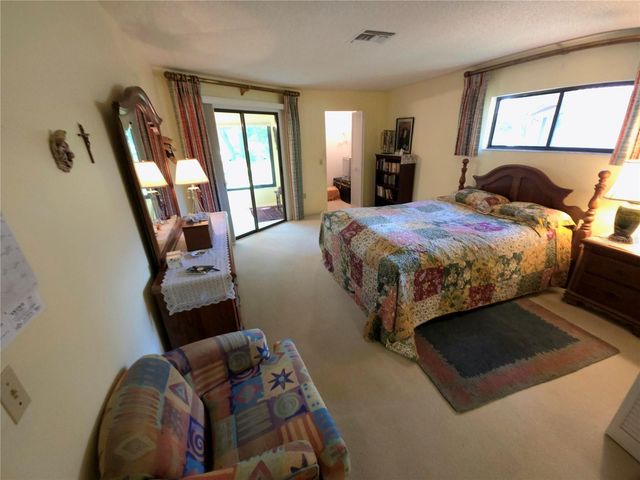 6402 MEADOWLARK LN, Bradenton, FL 34210