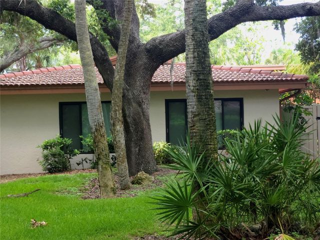 6402 MEADOWLARK LN, Bradenton, FL 34210