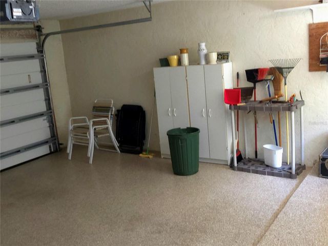 6402 MEADOWLARK LN, Bradenton, FL 34210