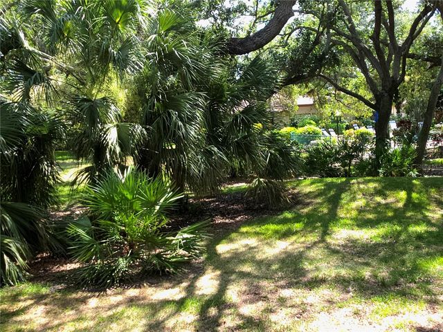 6402 MEADOWLARK LN, Bradenton, FL 34210