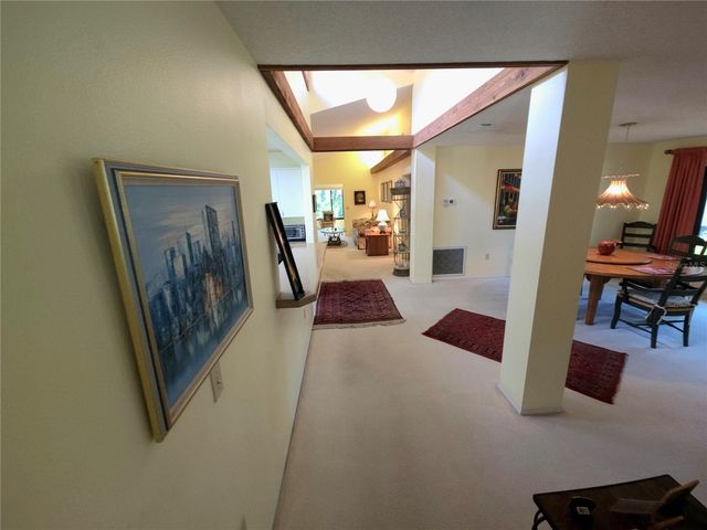 6402 MEADOWLARK LN, Bradenton, FL 34210