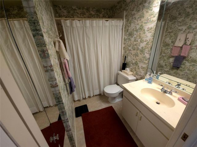 6402 MEADOWLARK LN, Bradenton, FL 34210