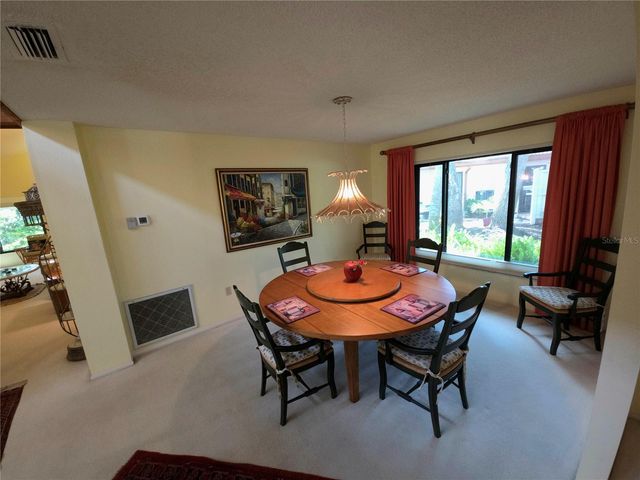 6402 MEADOWLARK LN, Bradenton, FL 34210