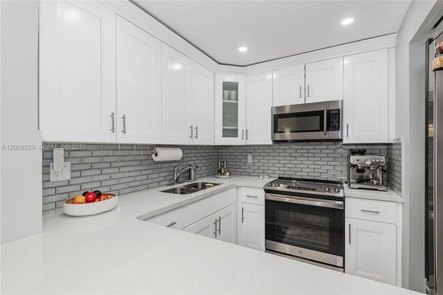 8201 NW 8th Street 1-204, Miami, FL 33126