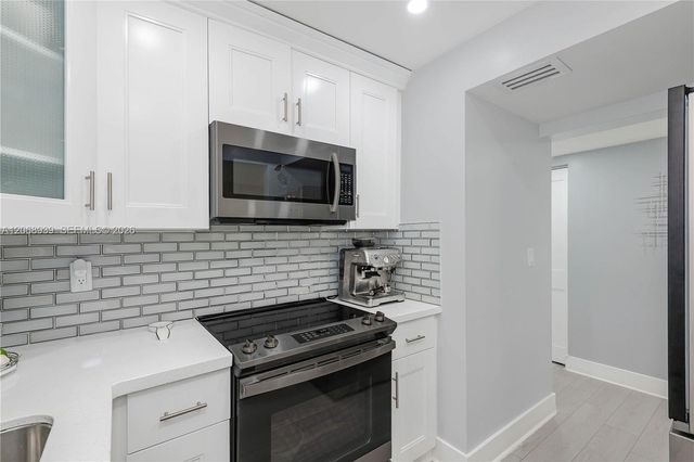 8201 NW 8th Street 1-204, Miami, FL 33126