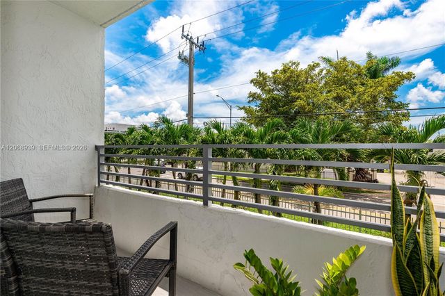 8201 NW 8th Street 1-204, Miami, FL 33126