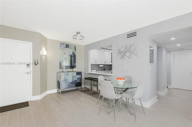 8201 NW 8th Street 1-204, Miami, FL 33126