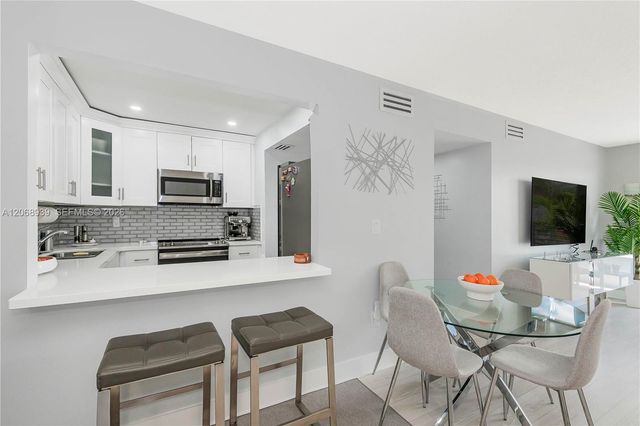 8201 NW 8th Street 1-204, Miami, FL 33126