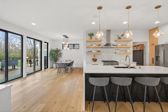 26390 Alexander Lane, Shorewood, MN 55331