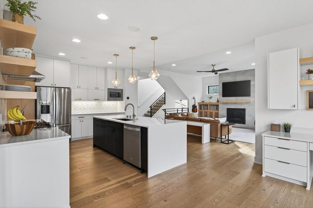 26390 Alexander Lane, Shorewood, MN 55331