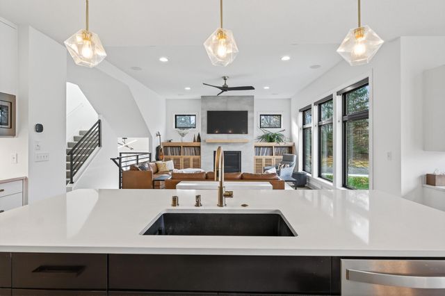 26390 Alexander Lane, Shorewood, MN 55331