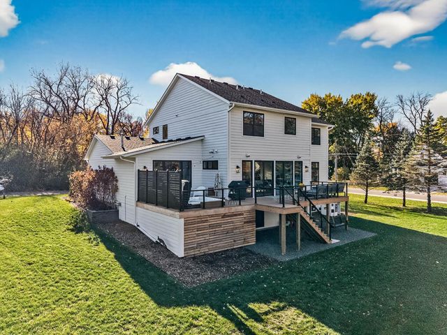 26390 Alexander Lane, Shorewood, MN 55331