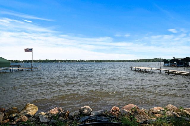 26390 Alexander Lane, Shorewood, MN 55331