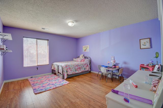 920 Colibri Avenue NW, Los Lunas, NM 87031