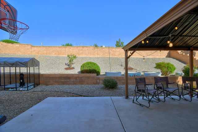 920 Colibri Avenue NW, Los Lunas, NM 87031