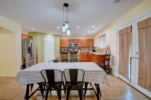 920 Colibri Avenue NW, Los Lunas, NM 87031