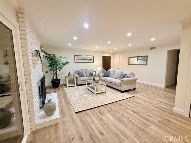 912 W 11th 4, San Pedro (los Angeles), CA 90731