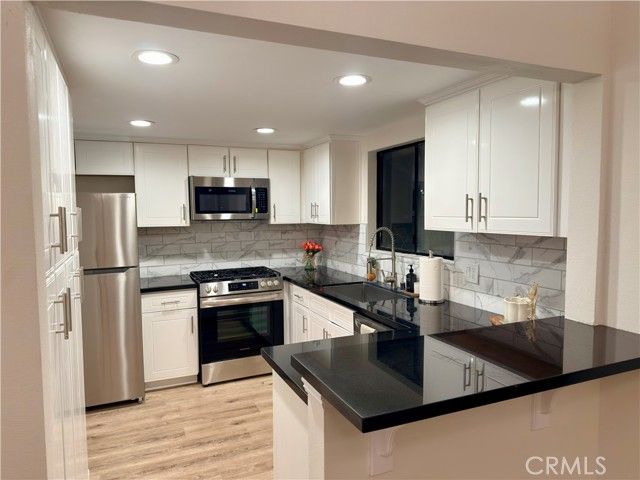 912 W 11th 4, San Pedro (los Angeles), CA 90731