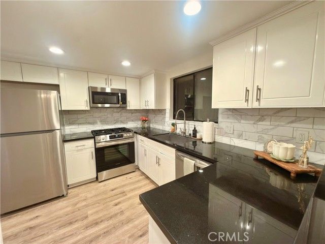 912 W 11th 4, San Pedro (los Angeles), CA 90731