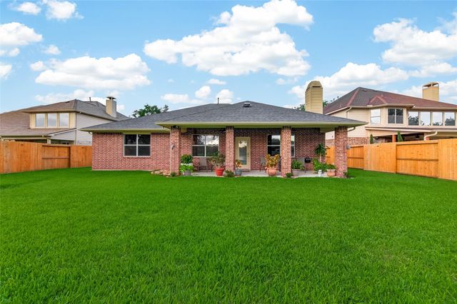 405 Wickford Court, League City, TX 77573