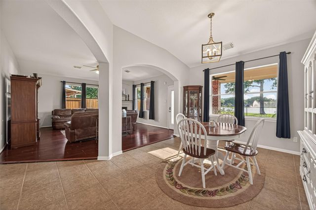 405 Wickford Court, League City, TX 77573