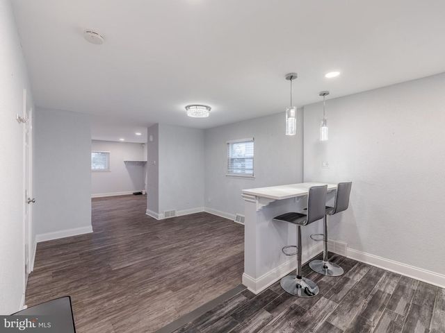 504 NATALIE LN, Norristown, PA 19401