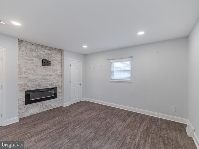 504 NATALIE LN, Norristown, PA 19401