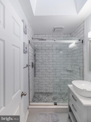 504 NATALIE LN, Norristown, PA 19401