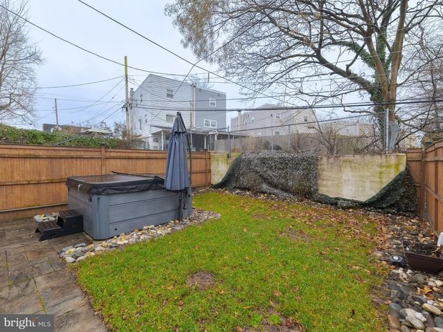 504 NATALIE LN, Norristown, PA 19401