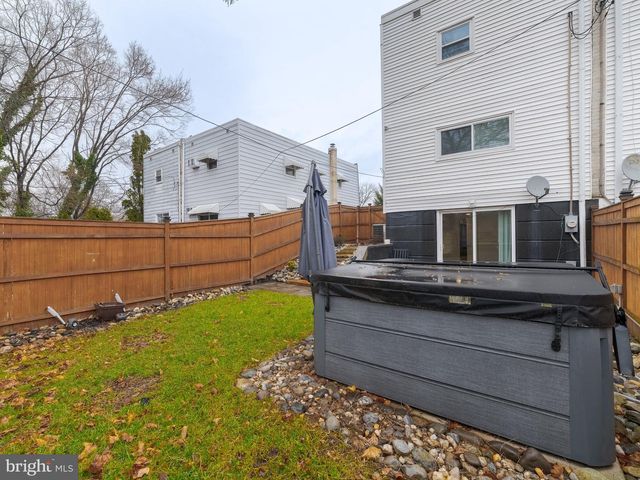 504 NATALIE LN, Norristown, PA 19401