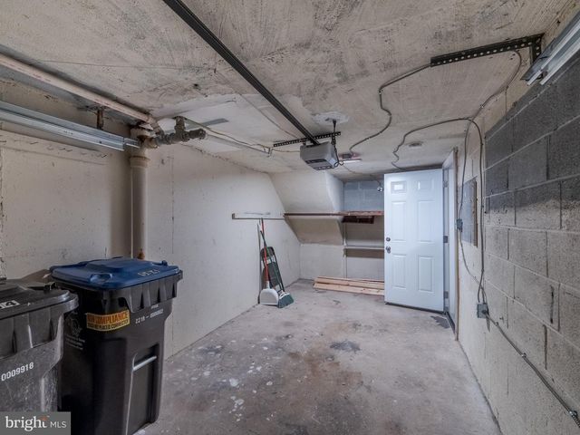 504 NATALIE LN, Norristown, PA 19401