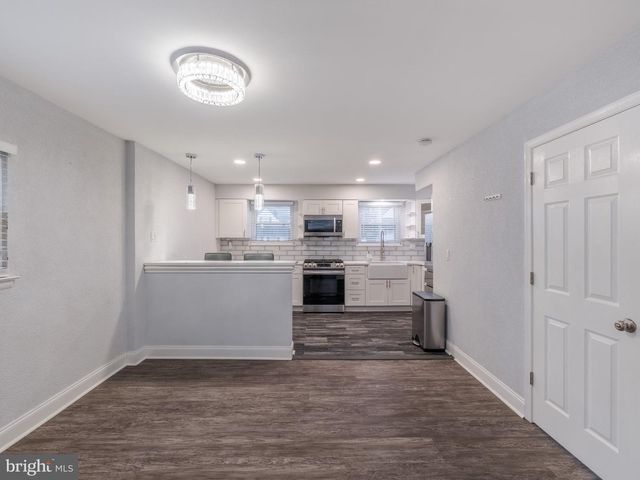 504 NATALIE LN, Norristown, PA 19401