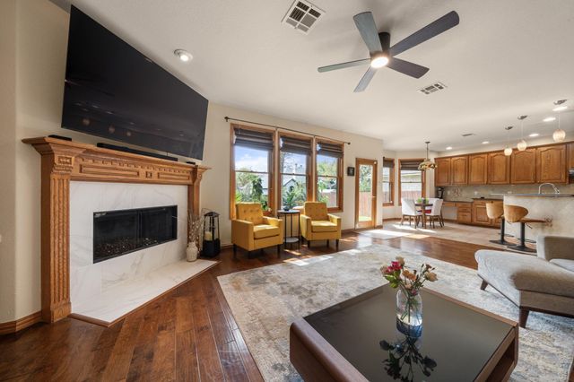 1512 Amelia DR, Cedar Park, TX 78613