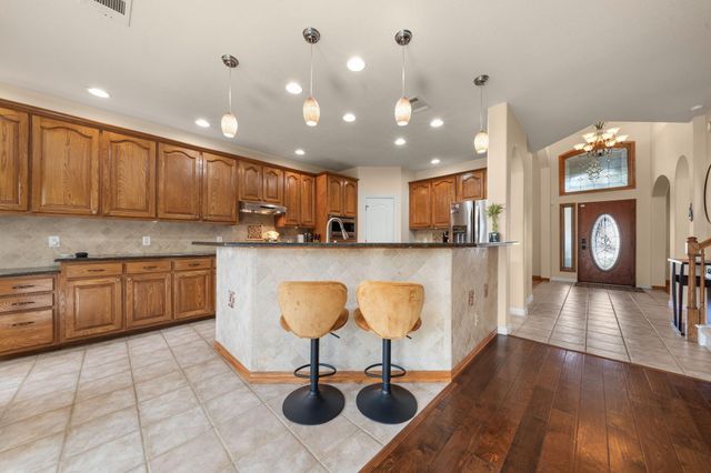 1512 Amelia DR, Cedar Park, TX 78613