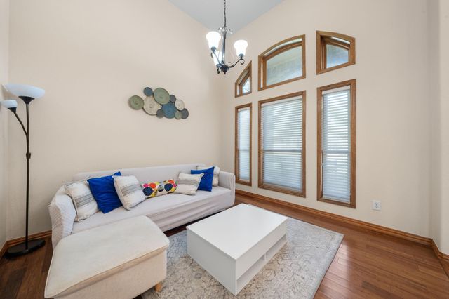 1512 Amelia DR, Cedar Park, TX 78613