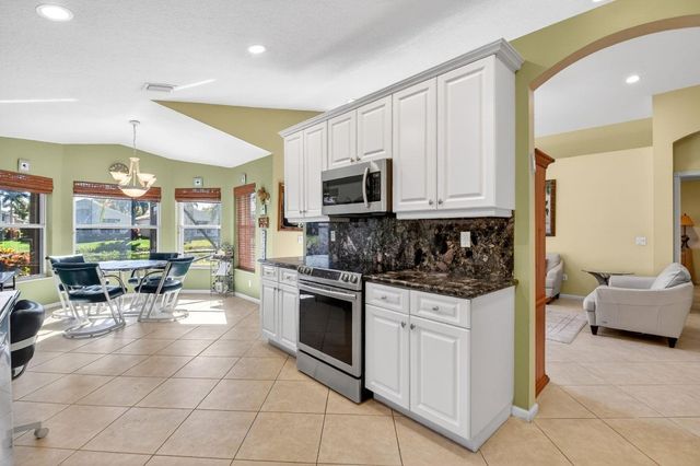 8184 Playa Del Sur Boulevard, Lake Worth, FL 33467