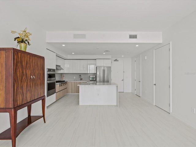 400 CENTRAL AVENUE 1603, St Petersburg, FL 33701