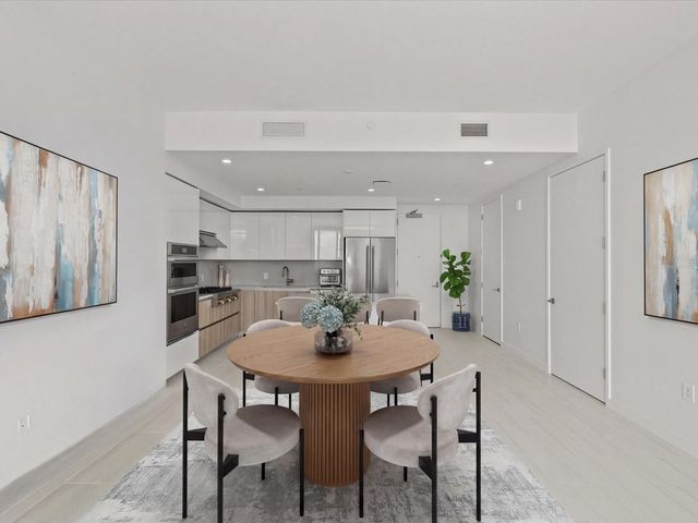 400 CENTRAL AVENUE 1603, St Petersburg, FL 33701