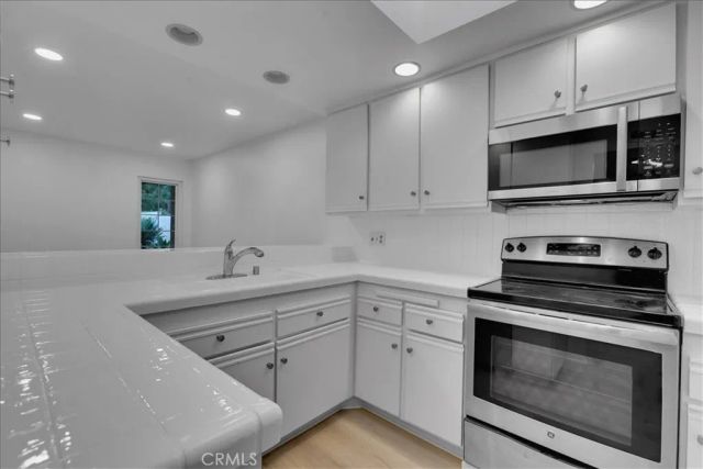 54 Orchard, Irvine, CA 92618