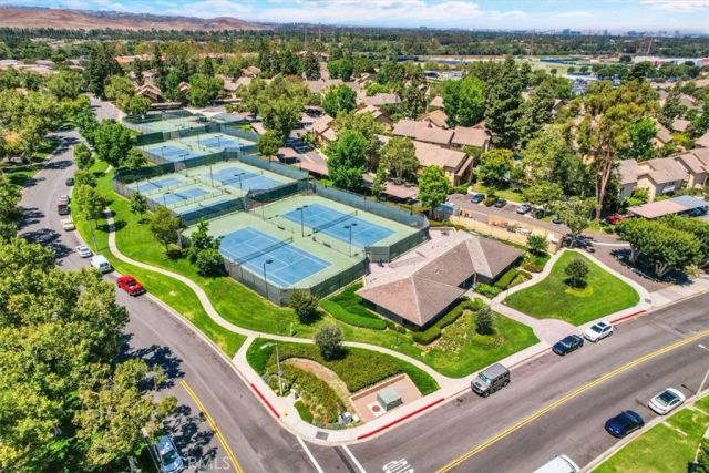 54 Orchard, Irvine, CA 92618