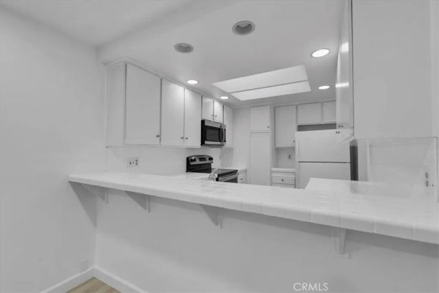 54 Orchard, Irvine, CA 92618