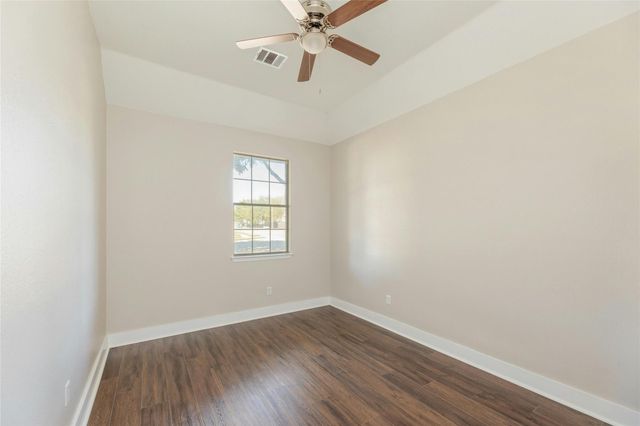 621 STANSTED MANOR DR, Pflugerville, TX 78660