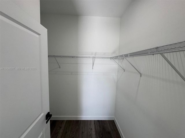 1924 NE 14th PL, Cape Coral, FL 33909