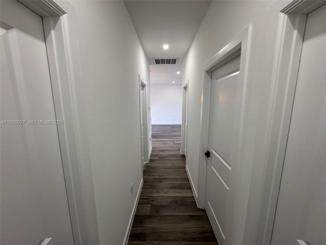 1924 NE 14th PL, Cape Coral, FL 33909