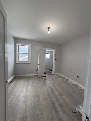 85-27 102nd Street, Richmond Hill, NY 11418